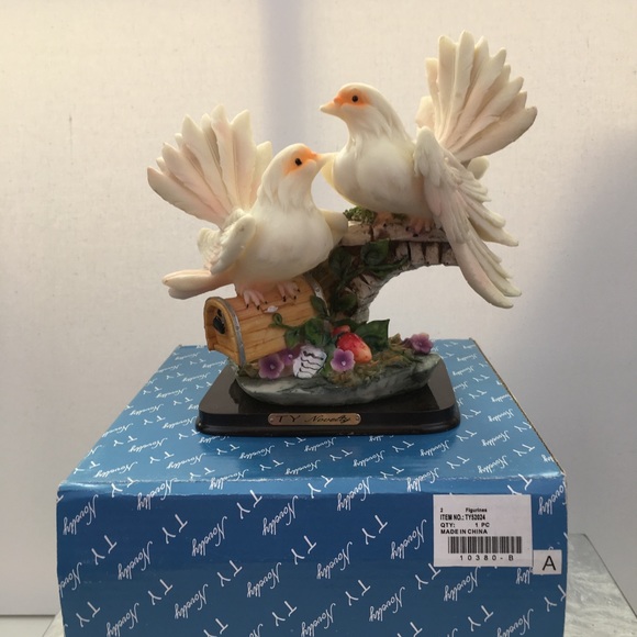 NIB Pair of Love Birds for Wedding Decorations - Picture 8 of 8